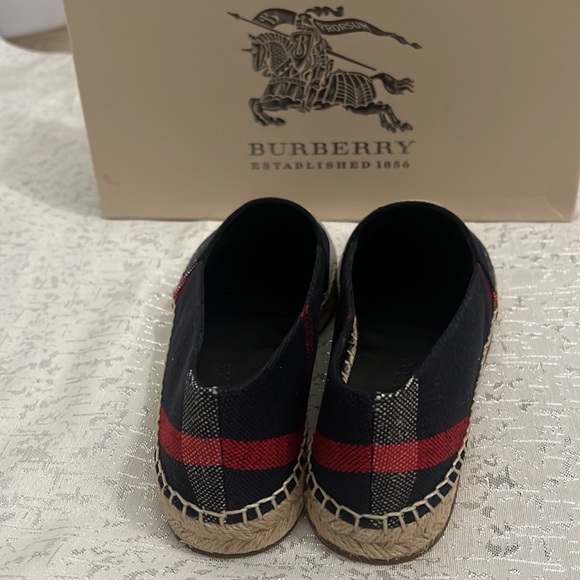 Authentic Burberry Alf Hodgeson  Flat Espadrilles Navy Check - Picture 4 of 10